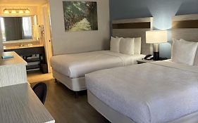 Surestay Innsuites Phoenix Hotel & Suites By Best Western